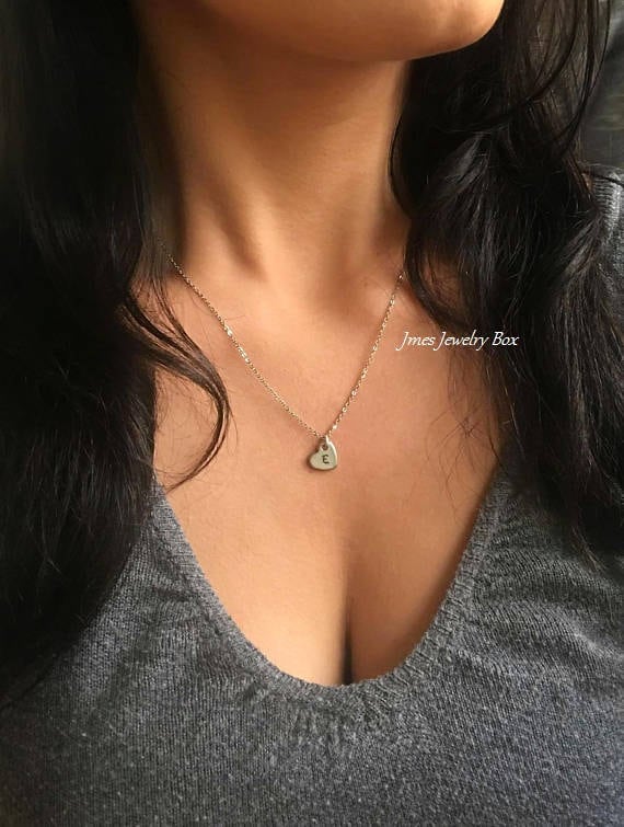 Silber Herz Erste Halskette, Kleine Personalisierte Halskette Silber Herz Erste Halskette, Kleine Personalisierte Halskette von jmesjewelrybox