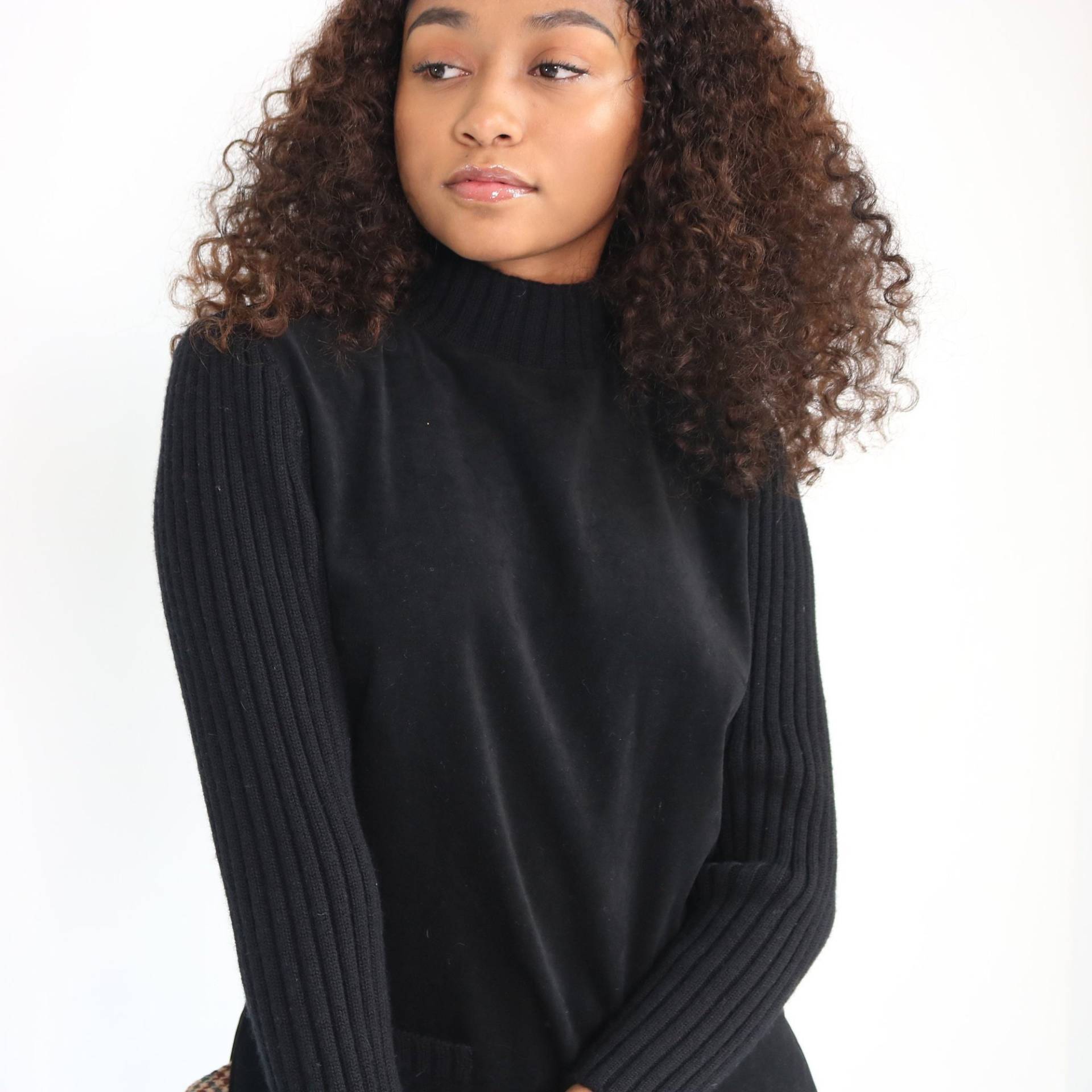 Vintage Schwarzer Rollkragenpullover Strick & Wildlederimitat, Grösse S von jmichaelvintage