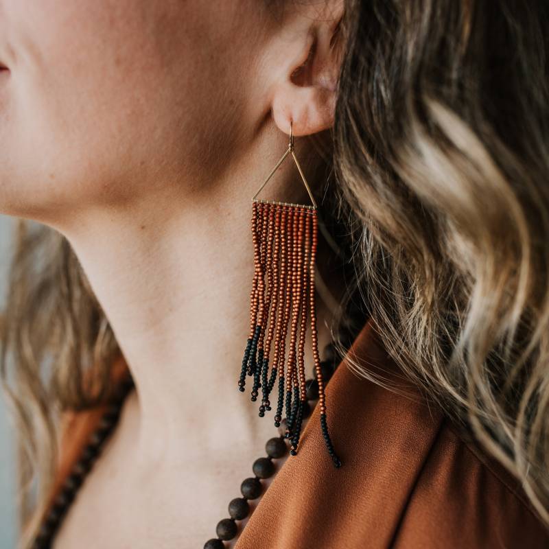 Lange Boho Perlen Ohrringe | Warme Töne Baumeln 14K Gold Filled Ohrhaken Lange Boho Perlen Ohrringe | Warme Töne Baumeln 14K Gold Filled Ohrhaken von jmostudiogoods