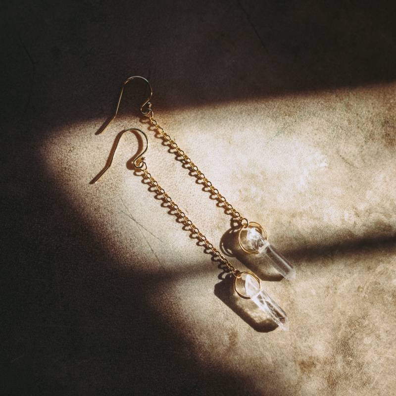 Quarzkristall + 18K Gold Filled Ohrringe | Kleine Kristall Quarzkristall + 18K Gold Filled Ohrringe | Kleine Kristall von jmostudiogoods
