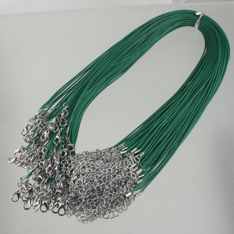 Grüne Baumwoll-Kordel, Länge 45 cm, Rhodium-Verschluss Grüne Baumwoll-Kordel, Länge 45 cm, Rhodium-Verschluss von joabeads
