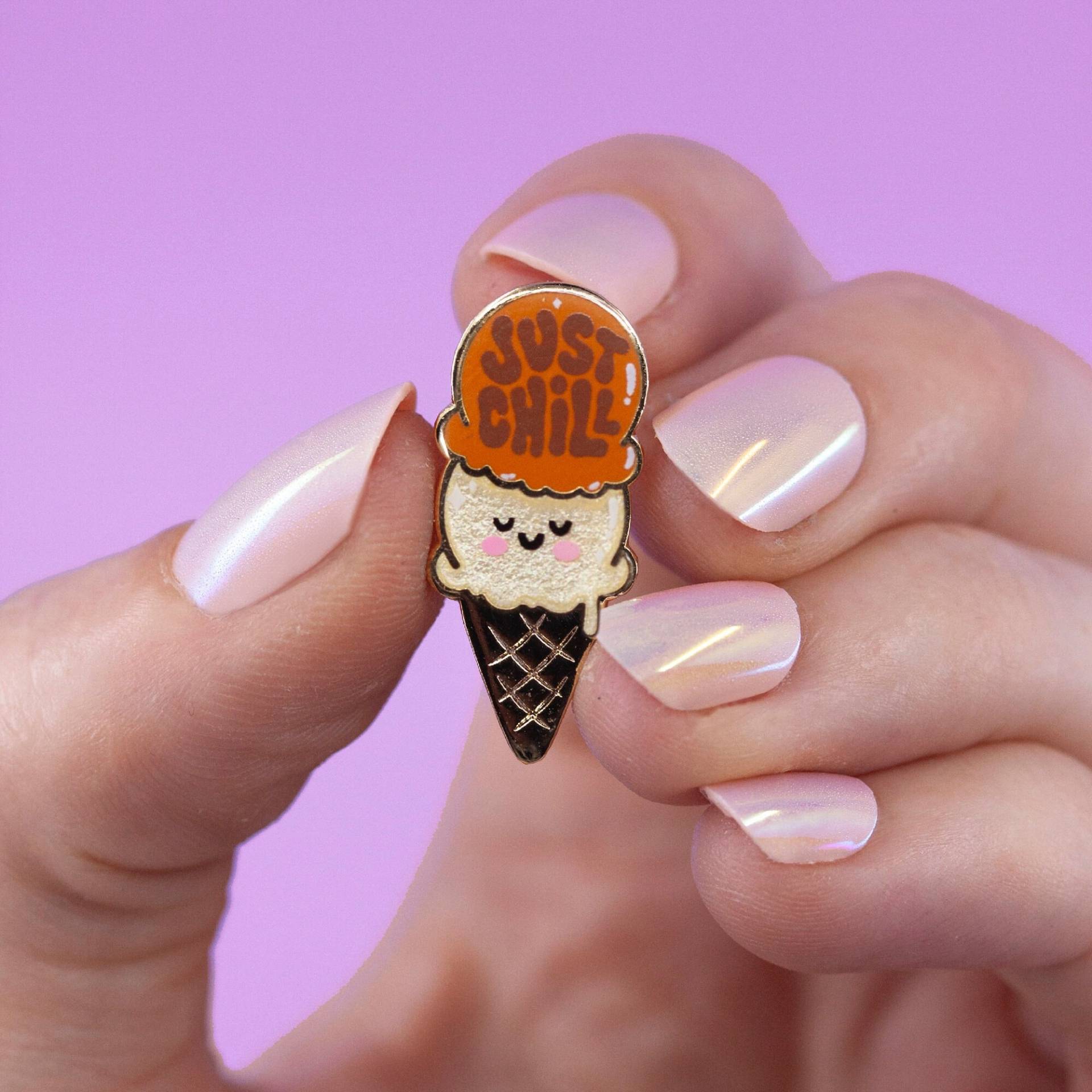 Kleiner Just Chill Eis Pin | Kawaii Chilling Cream Sommer Emaille Gold Süßes Accessoire Tasche Geschenk Für Sie Ihn von joannabehar