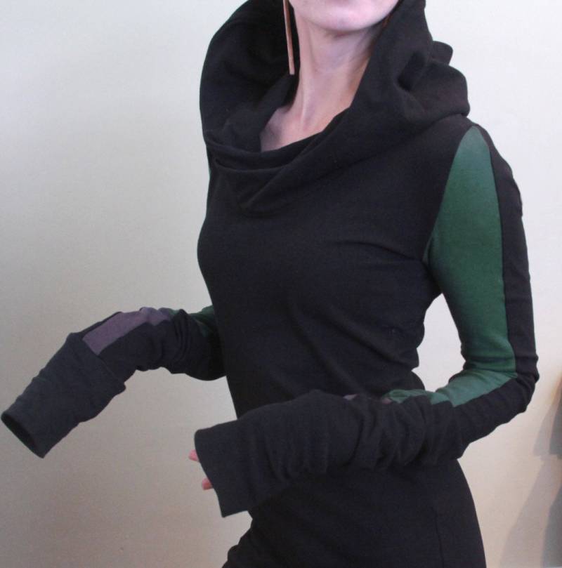 Extra Langärmelige Kapuzentunika/Farbblockärmel/Schwarz Mit Waldgrün/Zement von joclothing