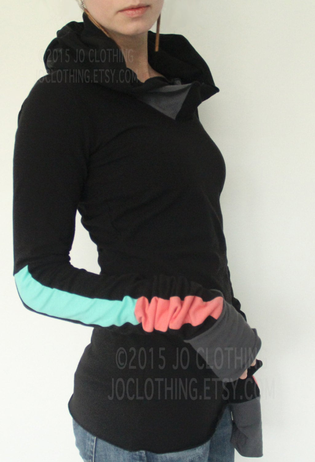 Color Block Kapuzentop Extra Lange Ärmel, Schwarz Mint Koralle von joclothing