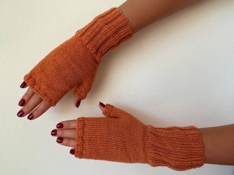 Handstulpen Amrum, Handschuhe, Für Warme Hände, Fingerlinge, Stulpen, Gestrickt, Geschenk, Weihnachten, Atelier Zitron, Handgestrickt Handstulpen Amrum, Handschuhe, Für Warme Hände, Fingerlinge, Stulpen, Gestrickt, Geschenk, Weihnachten, Atelier Zitron, Handgestrickt von johannesmarie