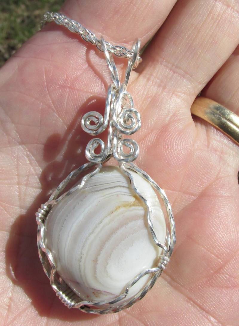 Botswana Achat Draht Gewickelt Anhänger in Argntium Sterlingsilber von johnchapman3