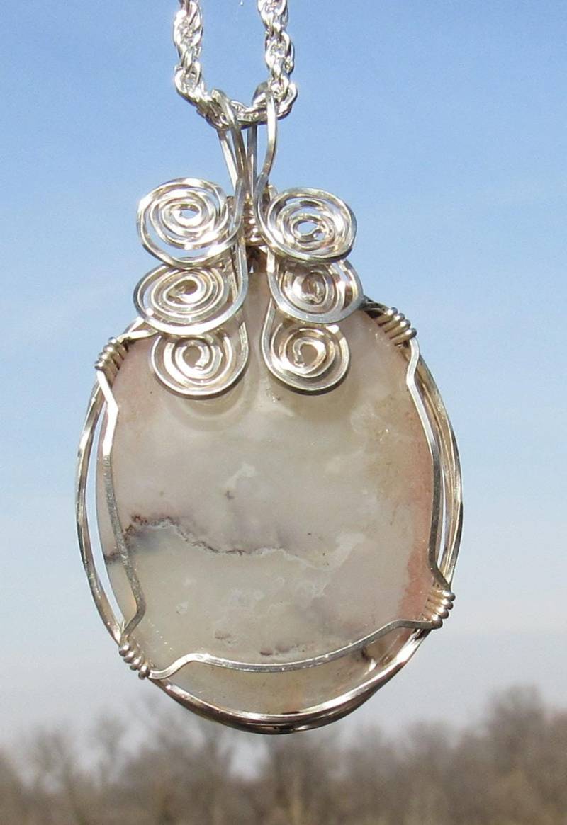 Quarz-Cabochon-Anhänger von johnchapman3