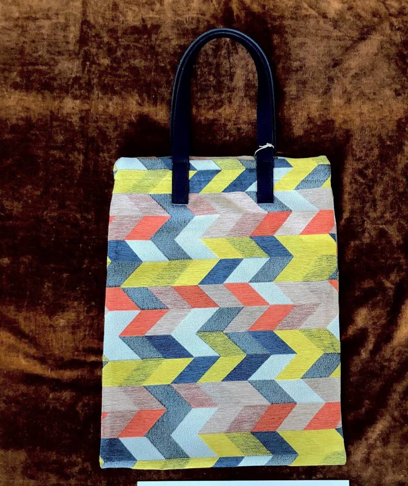 Robuste Tote Bag Für Yoga Oder Shopping von joliTaschen