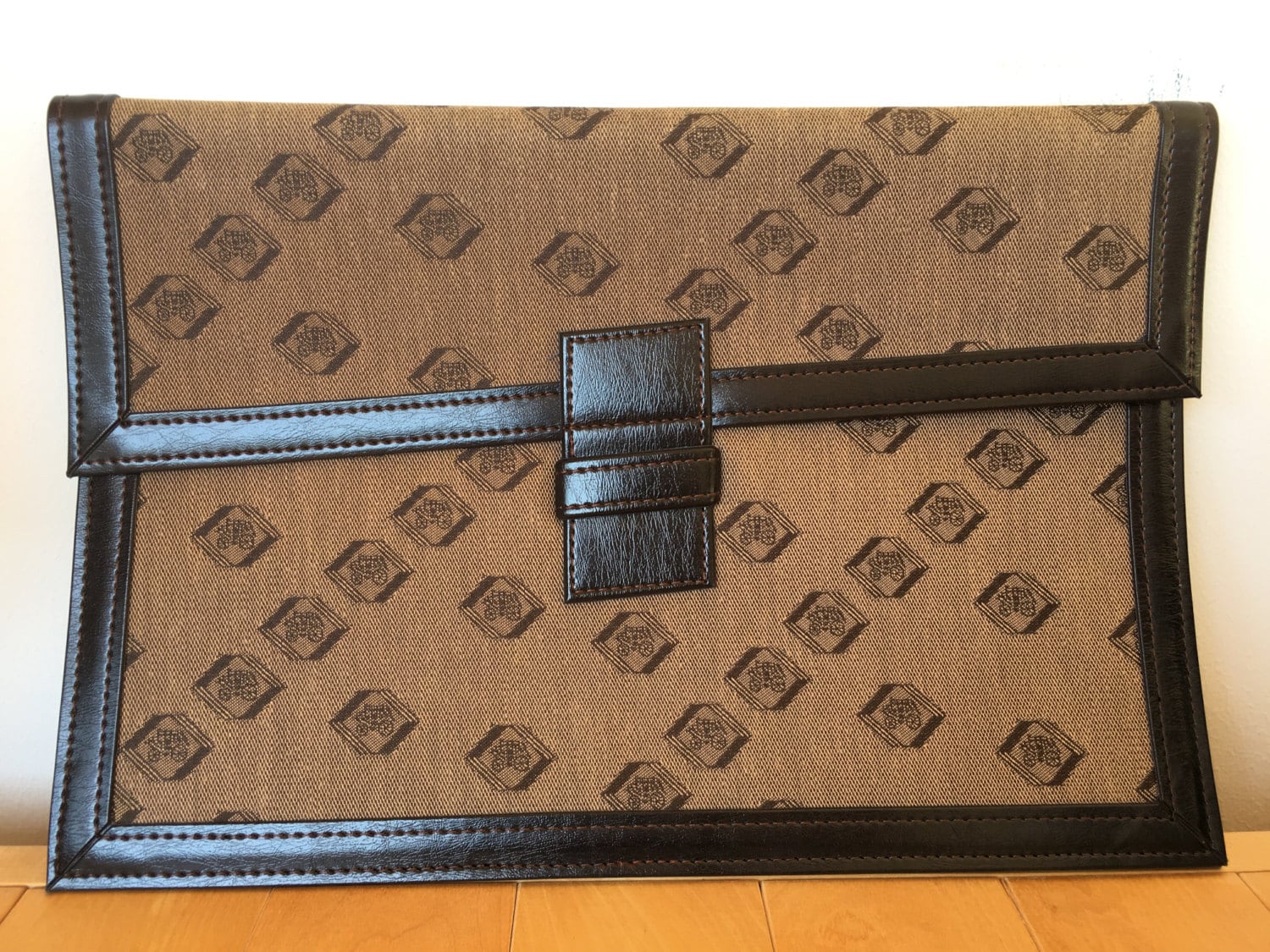 Vintage 80Er Jahre Wells Fargo Neu Braune Clutch Tasche Portfolio Aktentasche Flache Halter Notebooktasche Jacquard Gewebe Skai Vinyl von jollybanana