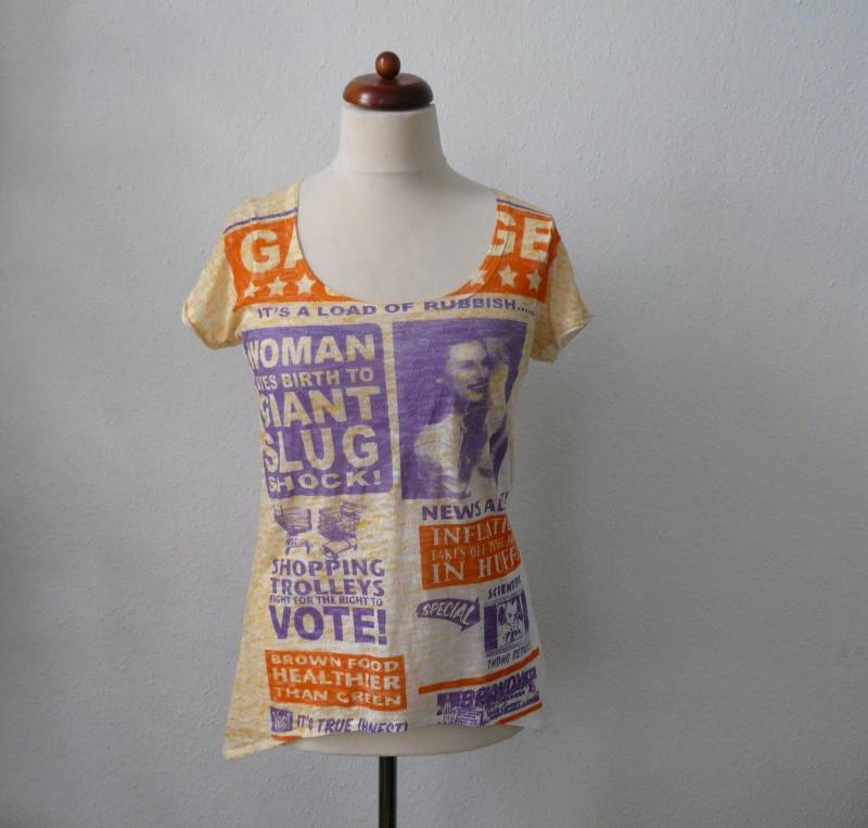Vintage Y2K Custo Paperthin T-Shirt Top Newsletter 90Er Jahre M von jollyhousehold