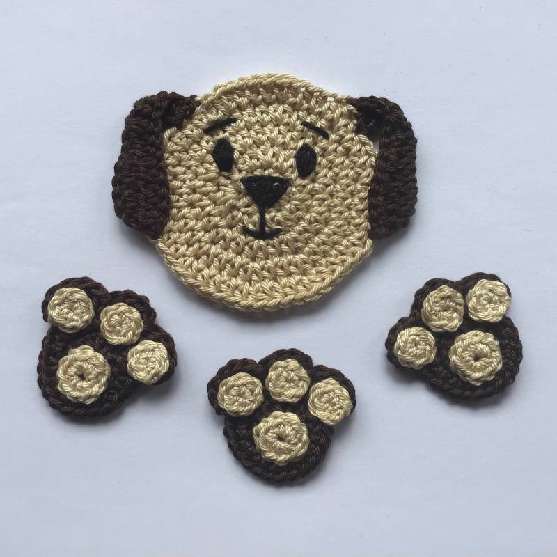 Häkelapplikation Hund + Pfoten Untersetzer Button Von Hand Gehäkelt von jonathanantonia
