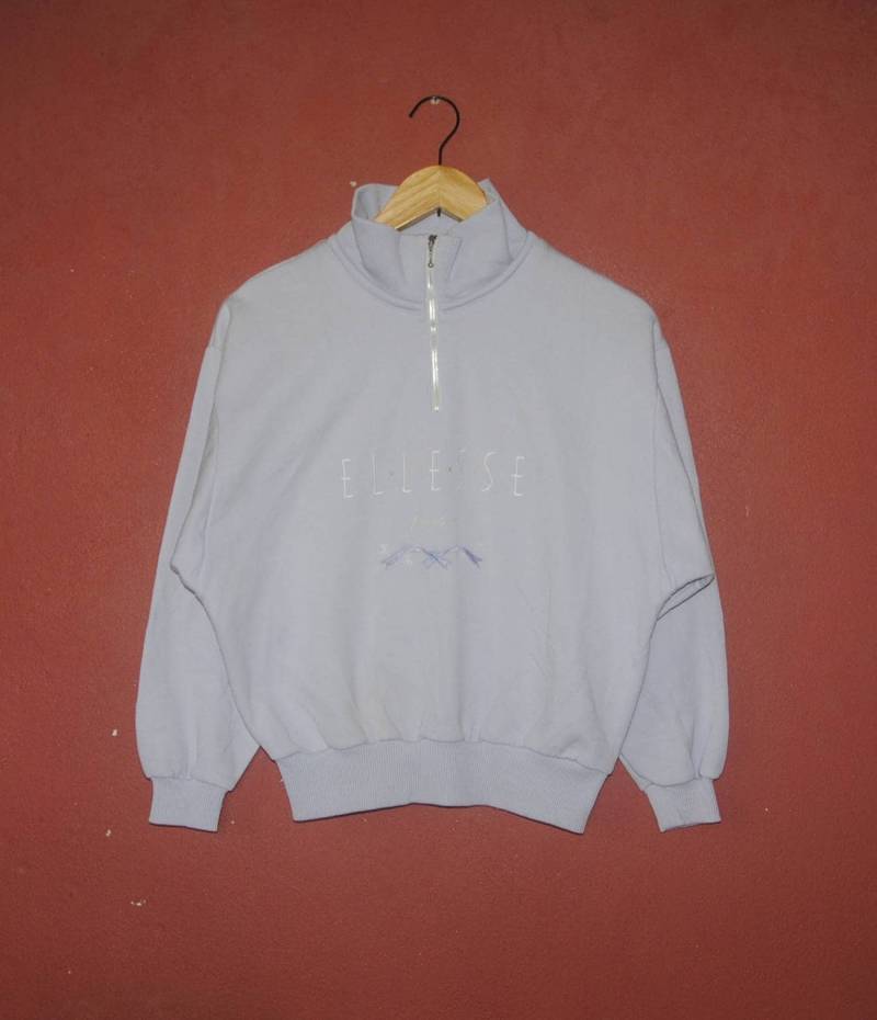 Damen Vintage Ellesse Tennisklassiker Aus Den 1990Er Jahren Sweatshirt Größe Small/Medium Lässiges Streetwear Swag Hipster Kleidung von jonirotanvintage