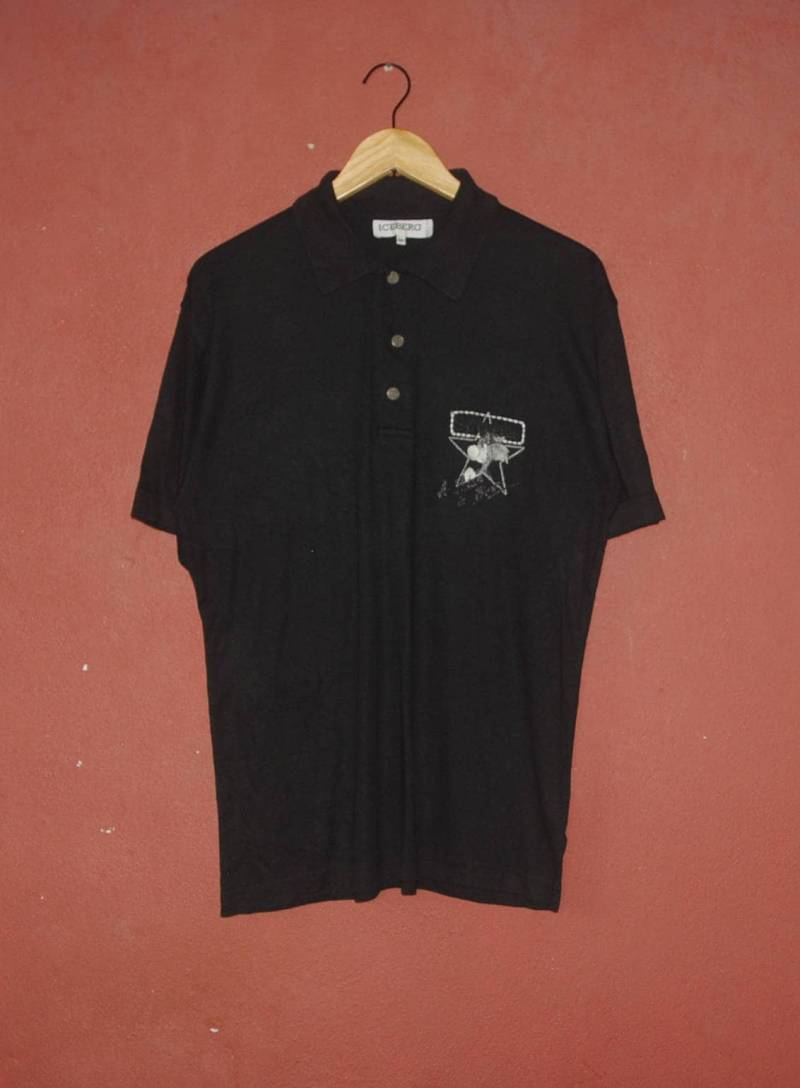 Vintage Iceberg Sylvester The Cat 1993 Polo T Shirt Medium/1990Er Jahre Italien Modedesigner Made in Italy Anime Hip Hop Hipster Shirt von jonirotanvintage