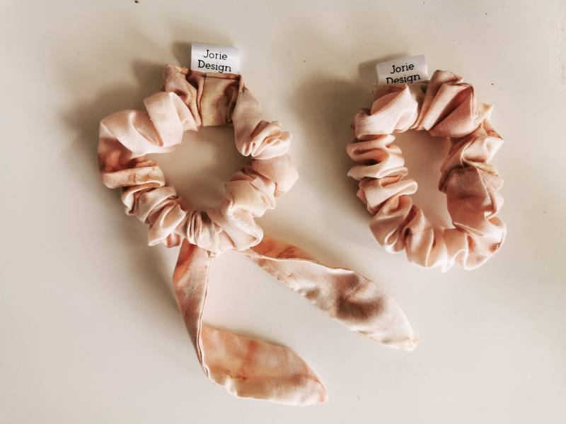 Scrunchies Für Lange Und Kurze Haare Scrunchies Für Lange Und Kurze Haare von joriedesign