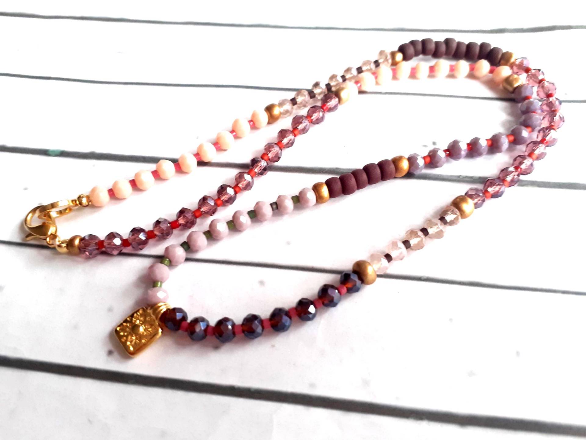 Bunte Perlekette Boho Hippie Style von josefine1961