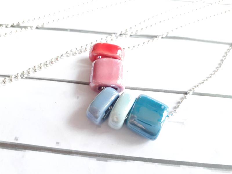 Halskette Versilbert Ballchain Mit Keramik Würfel von josefine1961