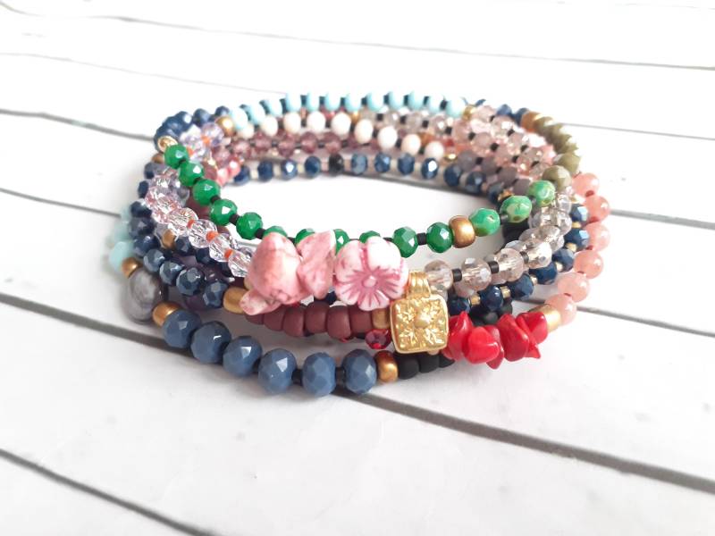 Perlenarmband Bunt Boho Hippie Style von josefine1961