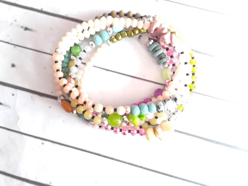 Perlenarmband Bunt Boho Hippie Style von josefine1961