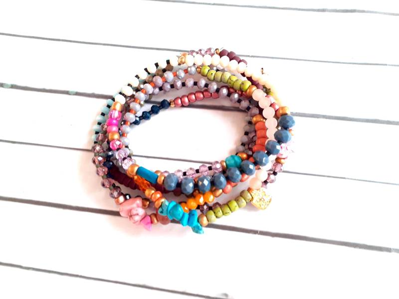 Perlenarmband Bunt Boho Hippie Style von josefine1961