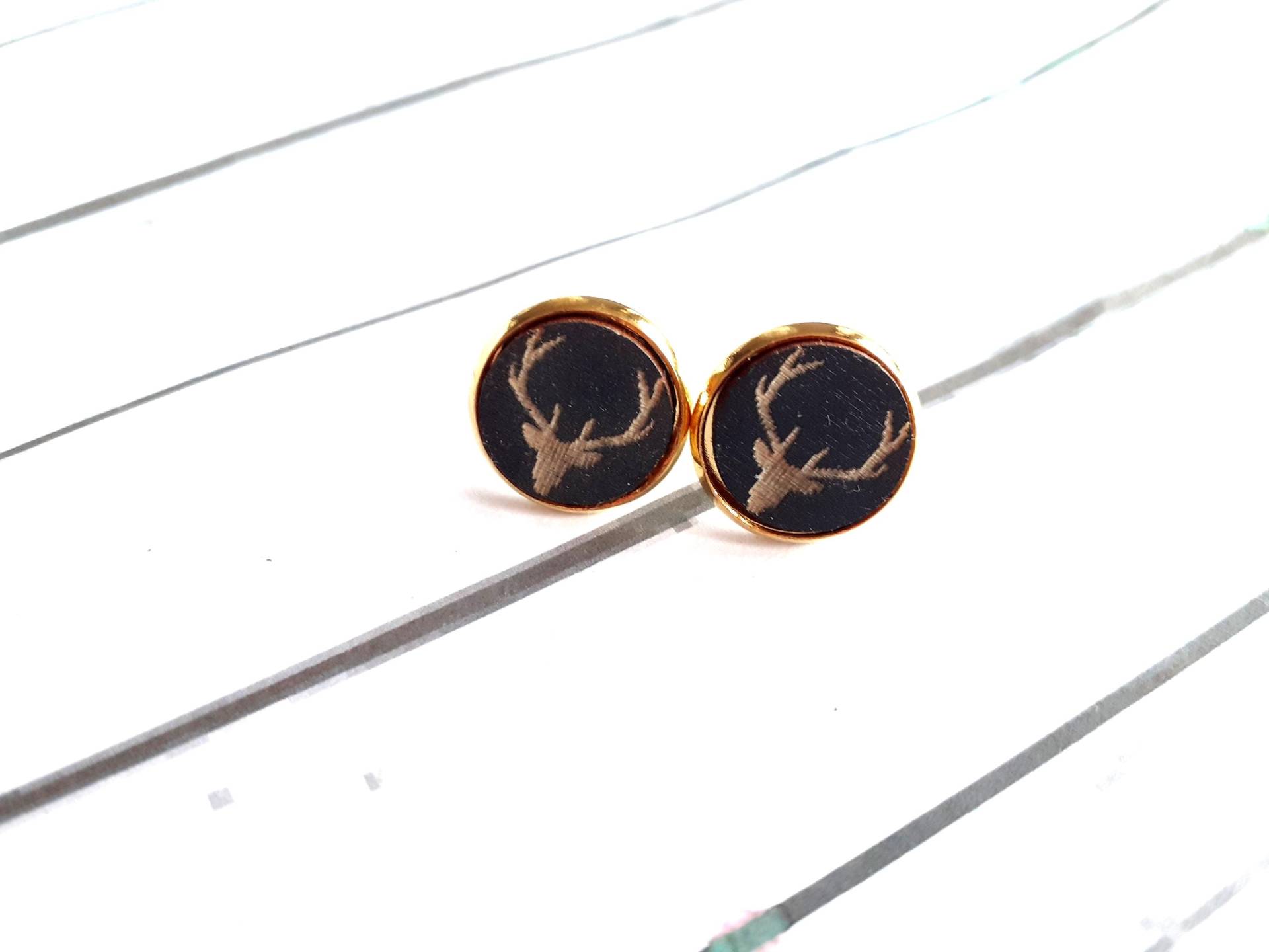 Vergoldete Ohrstecker Holz Cabochon "Hirsch" von josefine1961