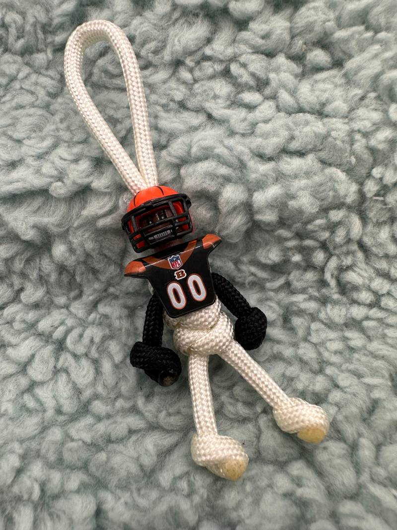 Schlüsselanhänger Paracord Dschungel-Dan von joshy2022