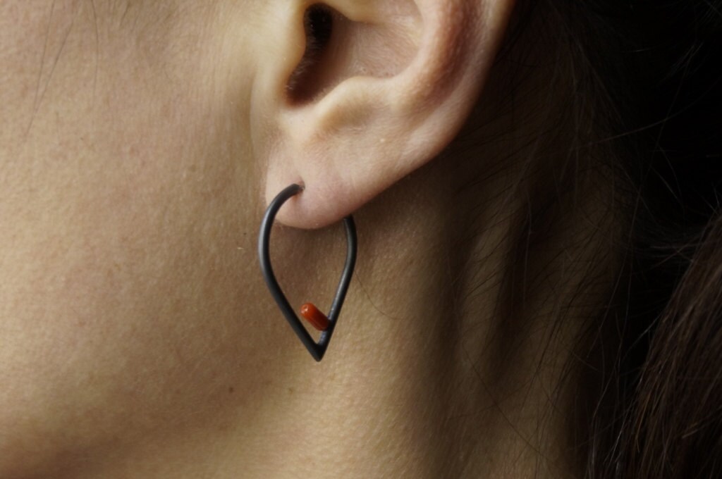 Tropfen Kleinen Stein-Reifen, Handgefertigte Creolen Ohrringe, Natursteine, Oxidiert Sterling Silber 925, Schmuck Für Sie, Geschenk Sie von jovejoyjewelry
