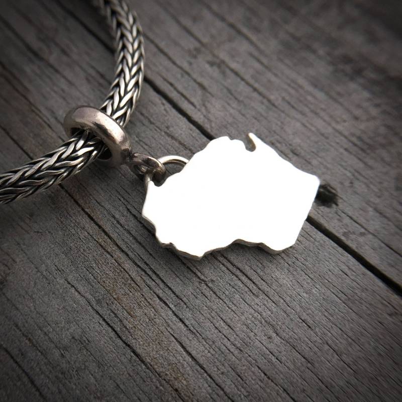 Charm Aushennung Charm Aushennung von joykruse