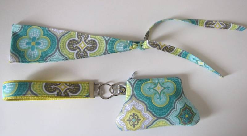 Armband Und Haargummi Im Set Armband Und Haargummi Im Set von jpleasant