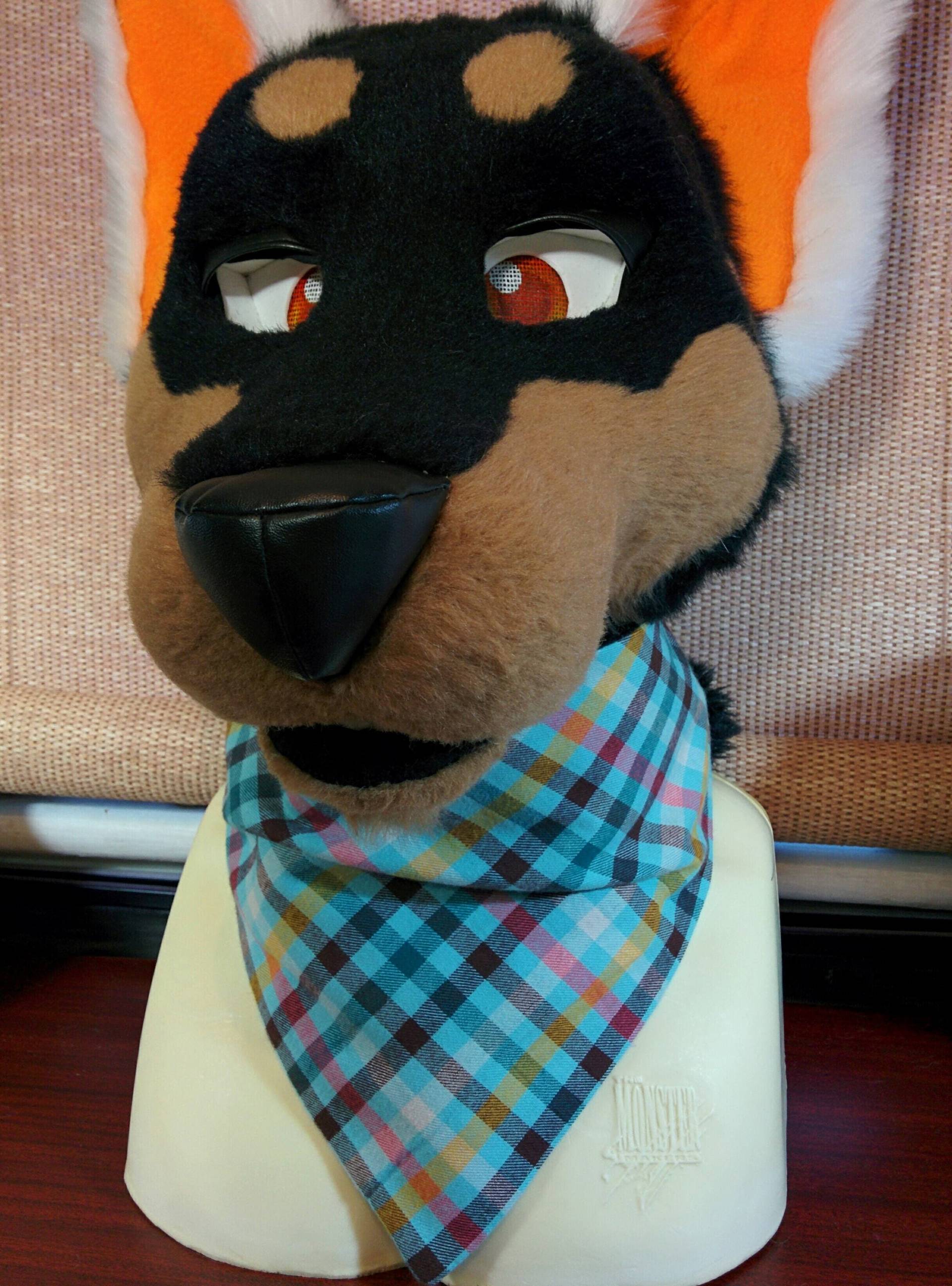 Fursuit Bandana - Hellblau Kariert Fursuit Bandana - Hellblau Kariert von jsDirtDog