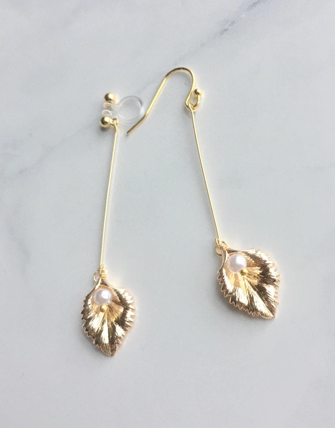Blatt-Charme Mit Perlenohrringe, Unsichtbaren Clip Auf Oder Gold Gefüllt, Haken, Alltäglichen Schmuck, Geschenk Für Sie, Minimale Schmuck von jstarscanada