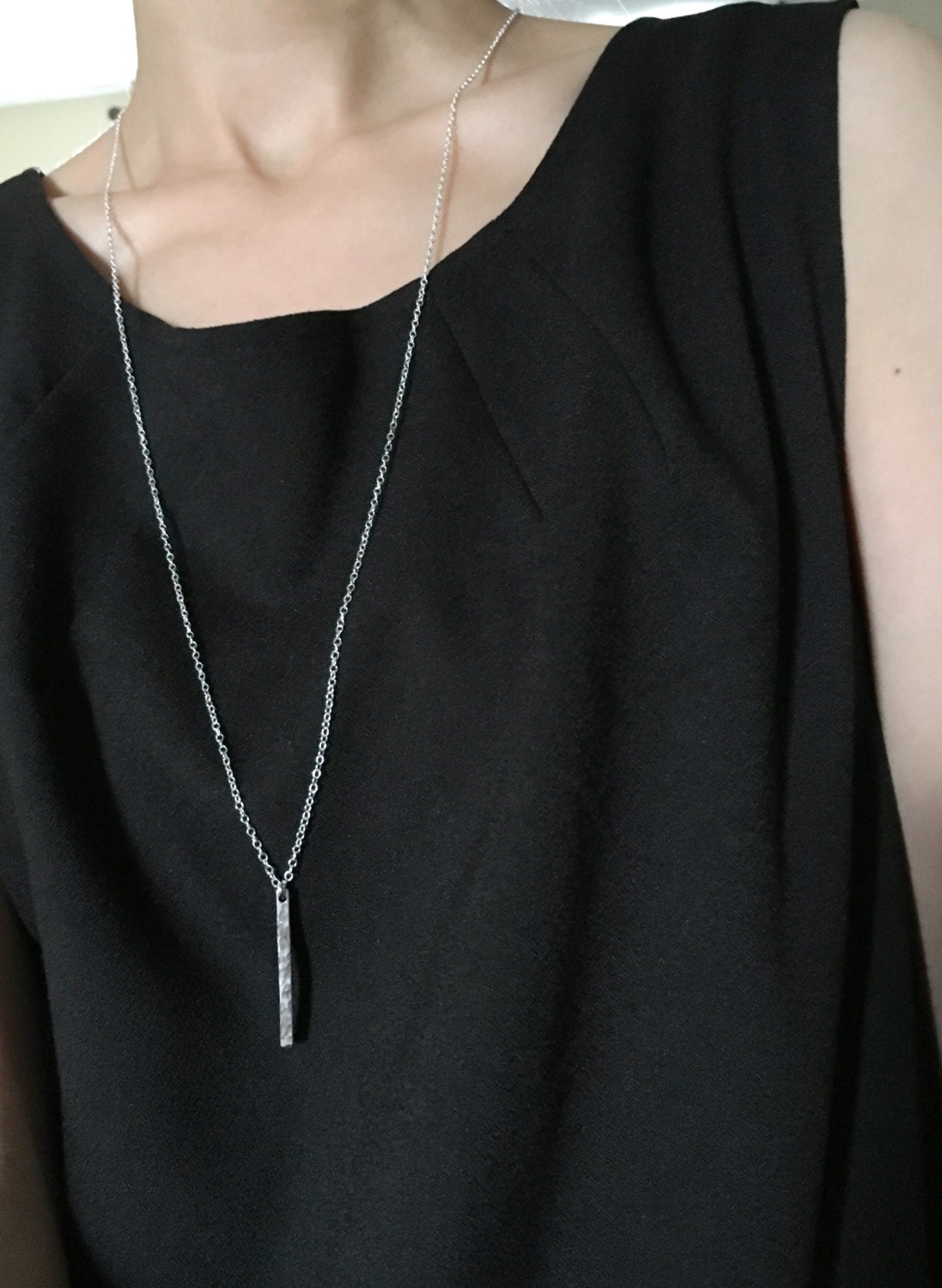 Minimale Gehämmerte Silberkette, Vertikale Halskette, Geschenk Für Sie, Minimalist, Layering Halskette Minimale Gehämmerte Silberkette, Vertikale Halskette, Geschenk Für Sie, Minimalist, Layering Halskette von jstarscanada