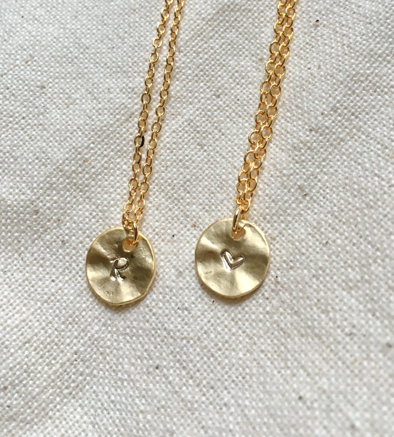 Personalisierte Zerdrückte Münze Halskette, Handgestempelte Gold Filled Brautjungfer Geschenk, Maßgeschneiderte Halskette von jstarscanada