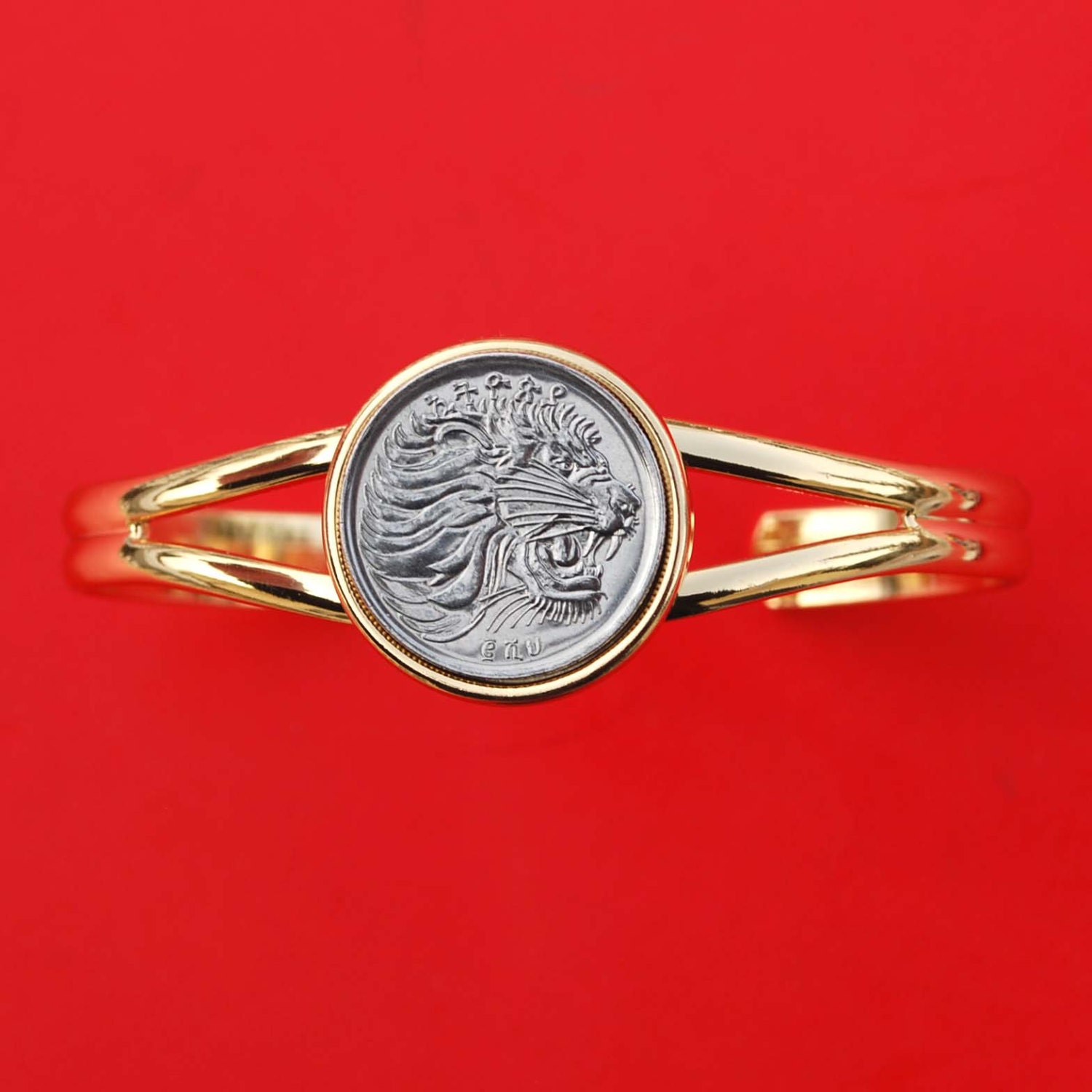 Lovely Ethiopia 25 Cents Löwenkopf Bu Stempelglanz Münze Vergoldetes Manschetten Armband Neu - Wildtier Tier Lovely Ethiopia 25 Cents Löwenkopf Bu Stempelglanz Münze Vergoldetes Manschetten Armband Neu - Wildtier Tier von jt6740