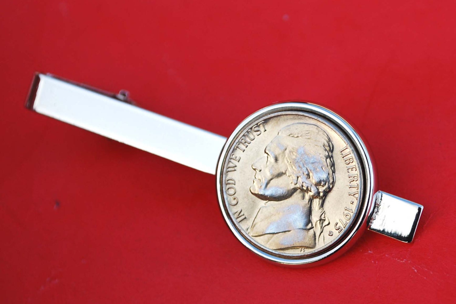 Us 1975 Jefferson Nickel 5 Cent Bu Unzirkulierte Münze Silber Vergoldet Krawatte Clip Verschluss Bar Neu Us 1975 Jefferson Nickel 5 Cent Bu Unzirkulierte Münze Silber Vergoldet Krawatte Clip Verschluss Bar Neu von jt6740