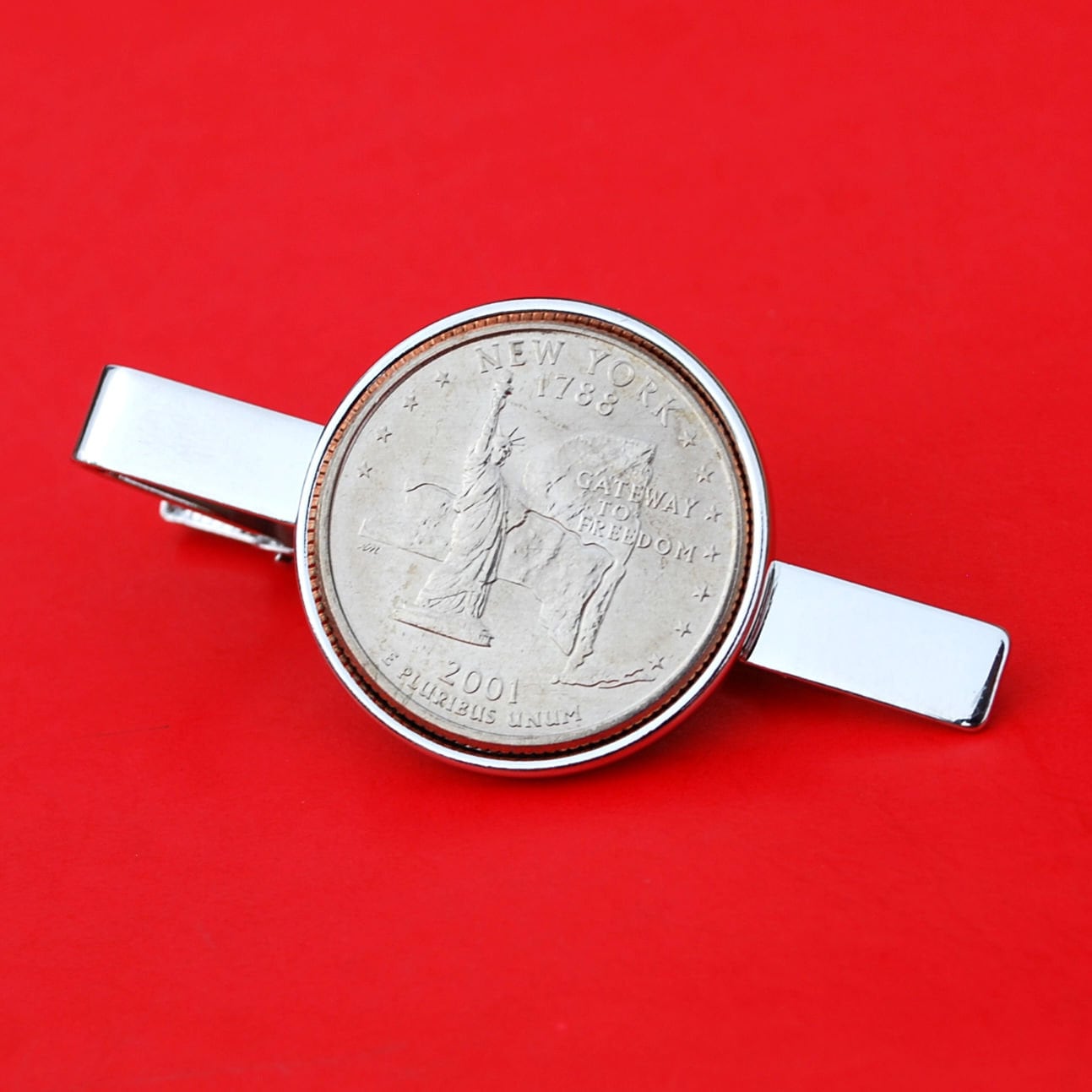 Us 2001 State Quarter Bu Unzirkuliert 25 Cent Münze Silber Vergoldet Krawatte Clip Verschluss - New York, Vermont, North Carolina, Rhode Island Us 2001 State Quarter Bu Unzirkuliert 25 Cent Münze Silber Vergoldet Krawatte Clip Verschluss - New York, Vermont, North Carolina, Rhode Island von jt6740