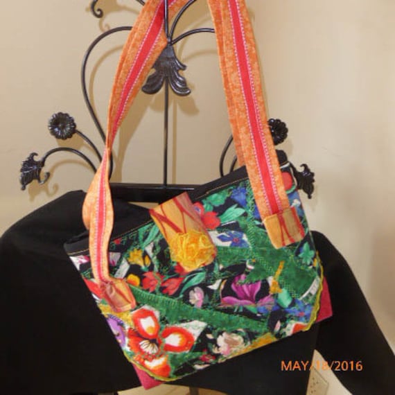 Kleine Tasche in Leuchtenden Farben Kleine Tasche in Leuchtenden Farben von jtanddesigns