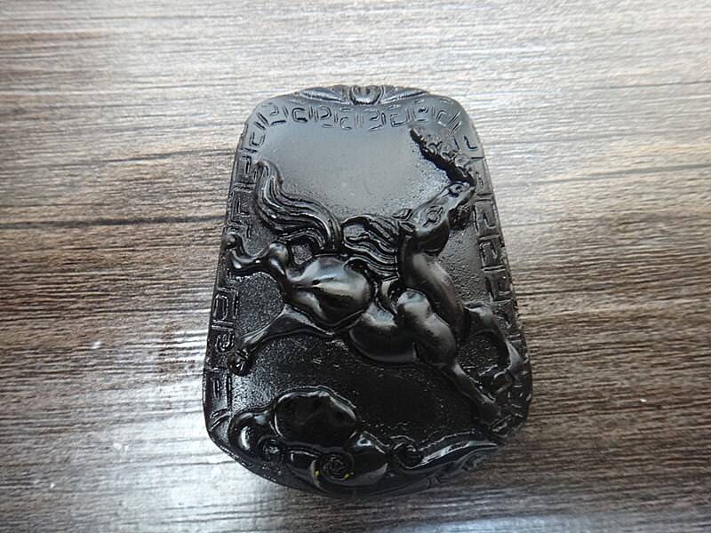Natürliche Obsidian Anhänger Fliegen/Reittourismus Talisman Natürliche Obsidian Anhänger Fliegen/Reittourismus Talisman von juat
