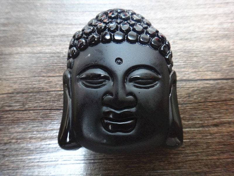 Natürliche Obsidian Stein "Sakyamuni" Buddha Anhänger Natürliche Obsidian Stein "Sakyamuni" Buddha Anhänger von juat