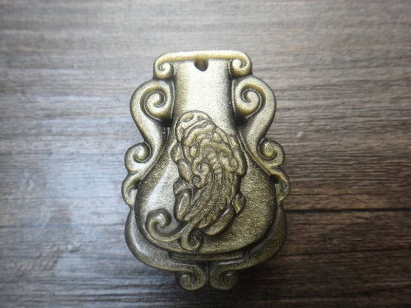 Natürlicher Gold Obsidian Vase "Pi Yao" Anhänger Natürlicher Gold Obsidian Vase "Pi Yao" Anhänger von juat
