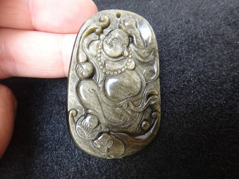 Perfekte Einzigartige Handgeschnitzte Natürliche Gold Obsidian Amulett Anhänger Maitreya Buddha Perfekte Einzigartige Handgeschnitzte Natürliche Gold Obsidian Amulett Anhänger Maitreya Buddha von juat