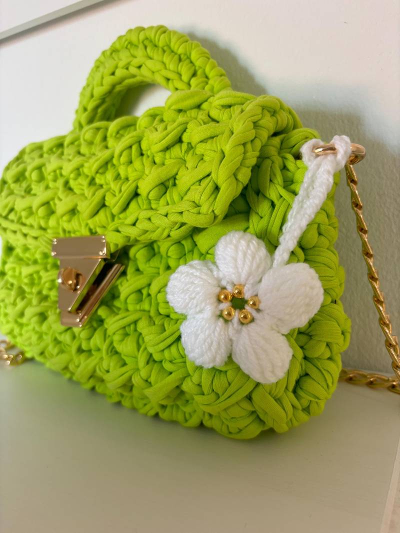 Blumen Anhänger Gehäkelt Blumen Anhänger Gehäkelt von julezcrochetshop