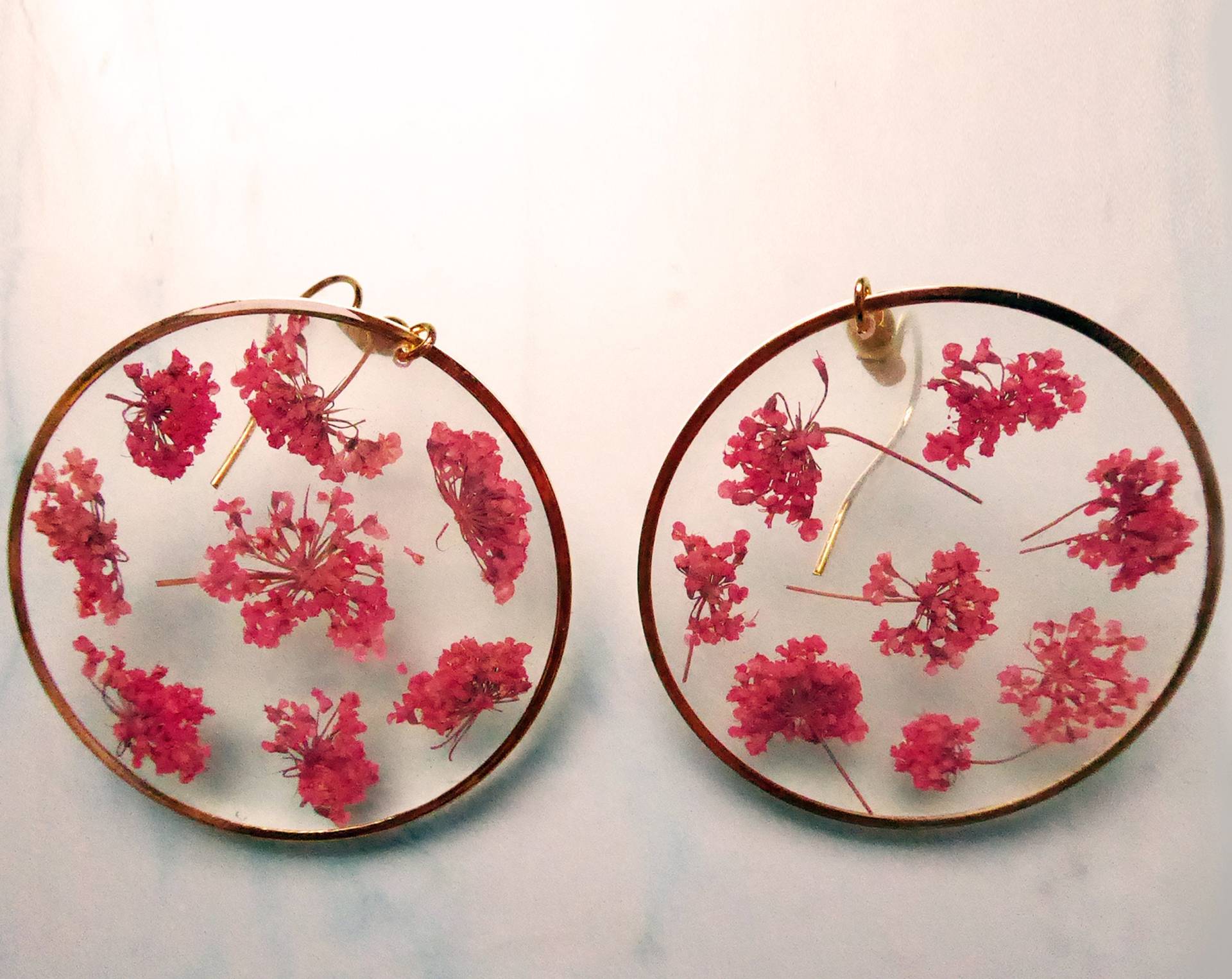 Gold Rosa Blumenohrringe, Handgefertigtes Schmuck Geschenk Für Sie von julialinjewelry