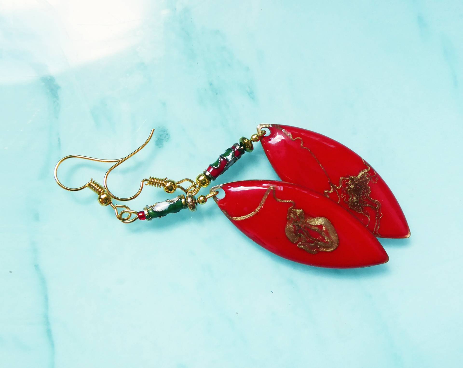 Rote Handgefertigte Kunstohrringe, Geschenk Für Damen von julialinjewelry