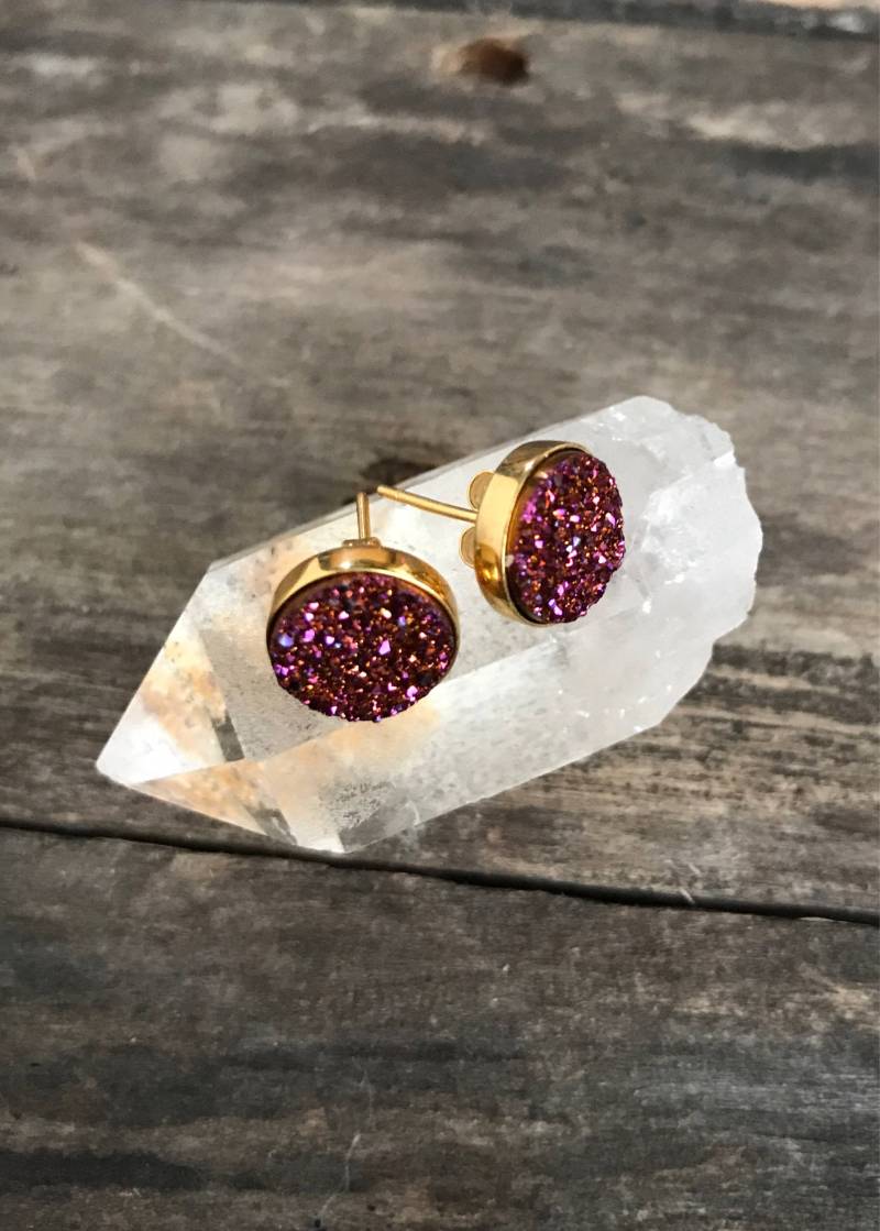 Pflaume Druzy Ohrstecker Rosegold Vermeil, 10 Mm Pflaume Druzy Ohrstecker Rosegold Vermeil, 10 Mm von julianneblumlo