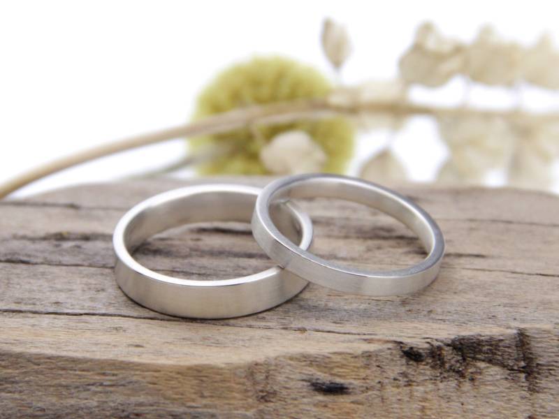 Eheringe Set Silber, Trauringe Partnerringe, Partnerringe Verlobungsringe, Schlichtes Design, Modell "Linea' von juliaschaeferSCHMUCK