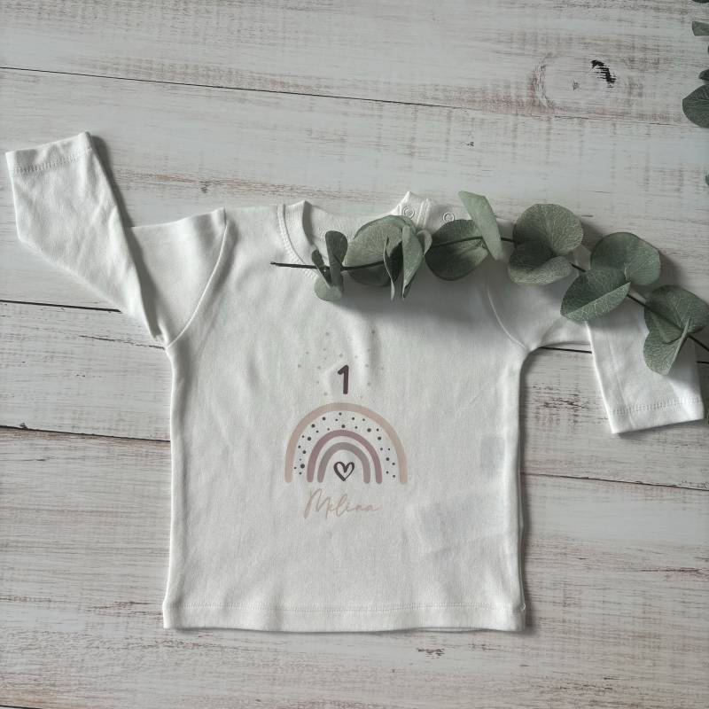 T-Shirt Geburtstag One First Birthday Geburtstags-Tshirt Erster Personalisiert Regenbogen von juliatella