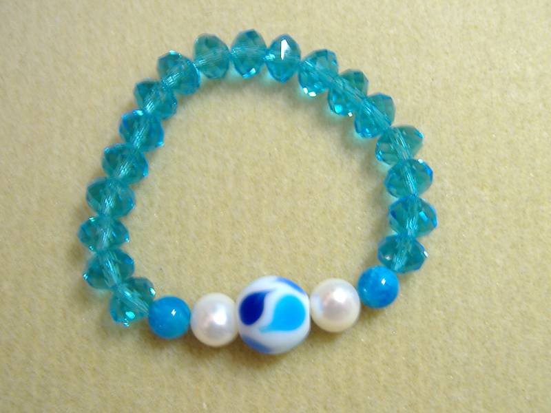 Armband Mit Perlen Und Kristallblau Armband Mit Perlen Und Kristallblau von julidell