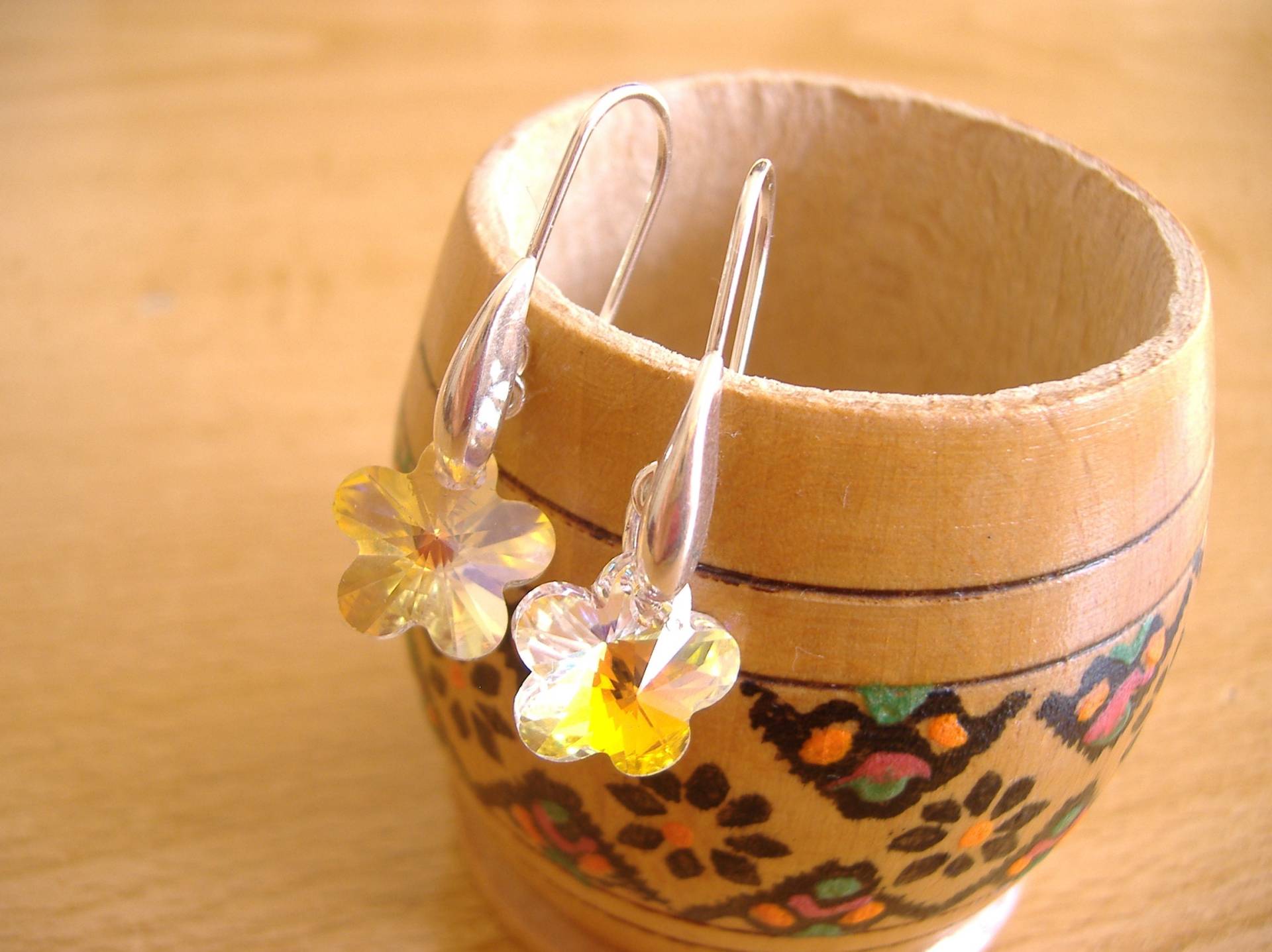 Blumenohrringe Mit Swarovski von julidell