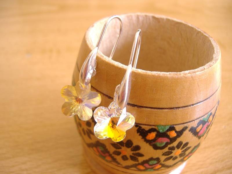 Blumenohrringe Mit Swarovski Blumenohrringe Mit Swarovski von julidell