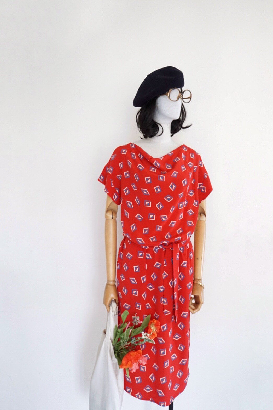 Bedruckte Vintage Kleid Aus Seide Bedruckte Vintage Kleid Aus Seide von justkitsch